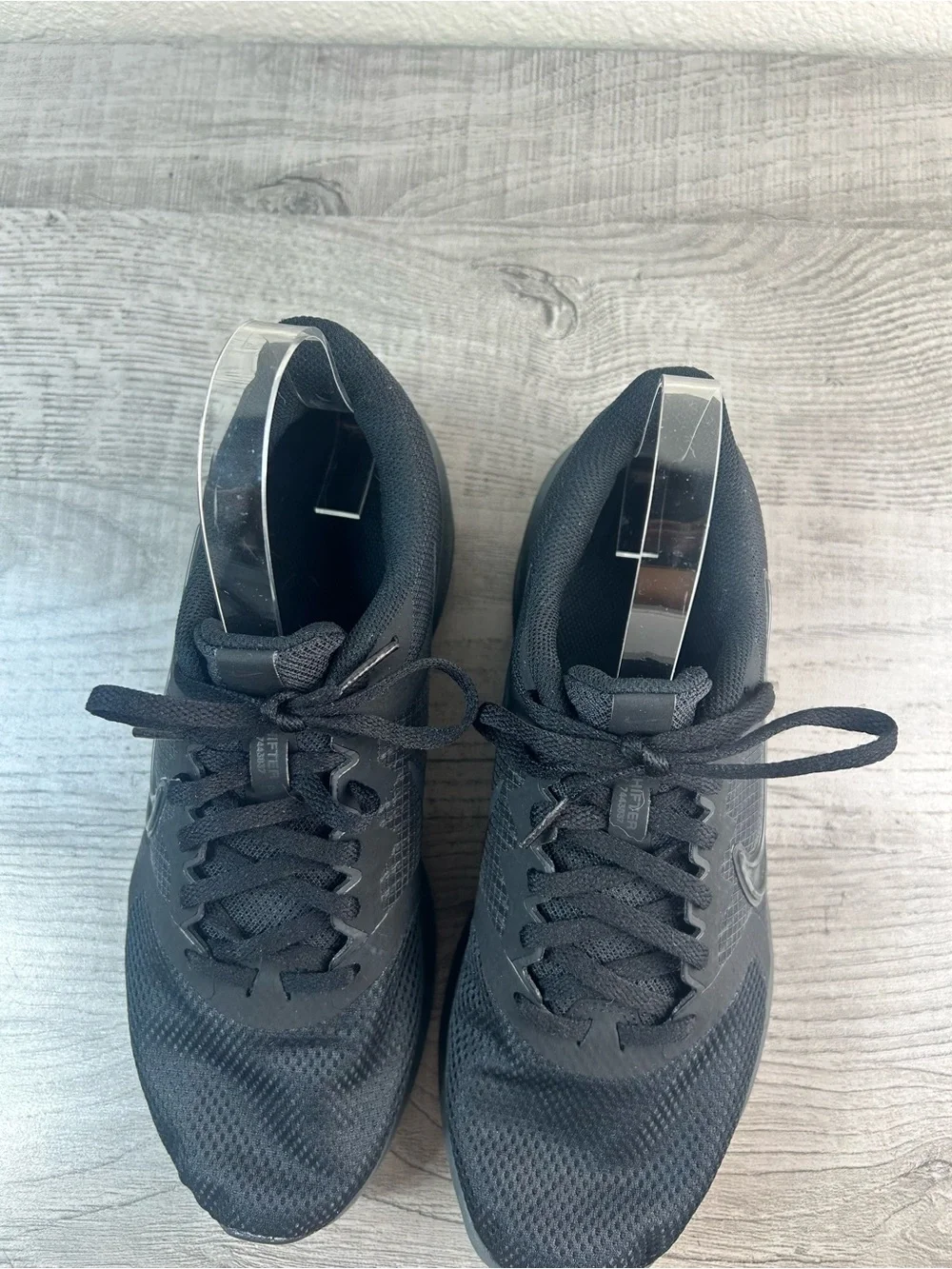 Nike Downshifter 12 Triple Black Running Shoes Men’s Athletic Sneakers Size 7.5